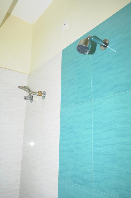 טירופאטי Hotel Agarala Residency חדר תמונה